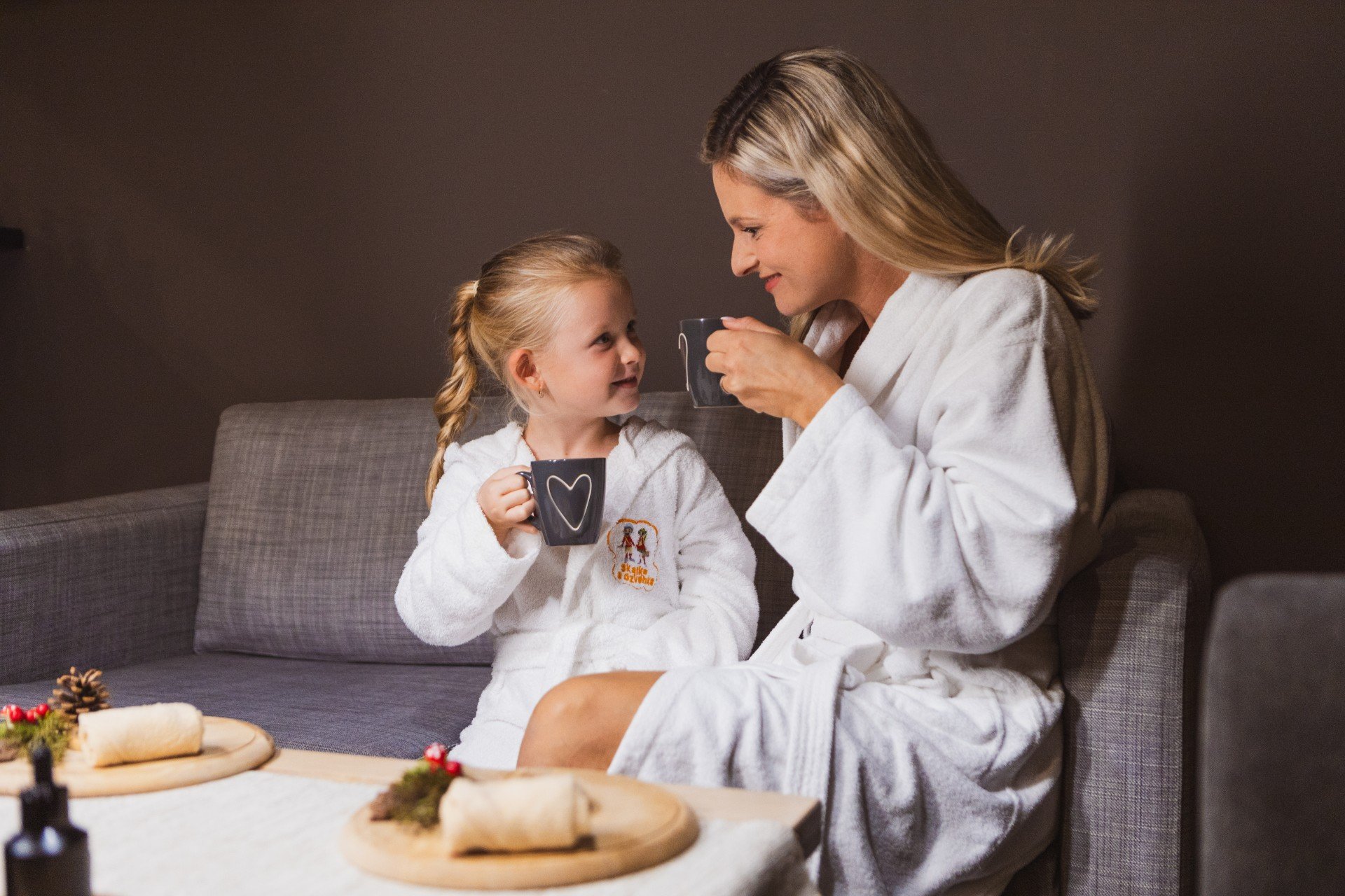 Ženy čakajúce na masáž vo 4 Elements Day Spa